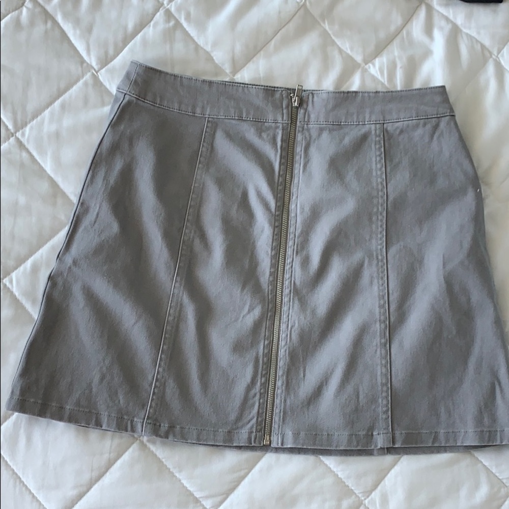 Zip up mini skirt